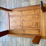 Table basse en bois blond signée Alain Gaubert (XXe siècle )