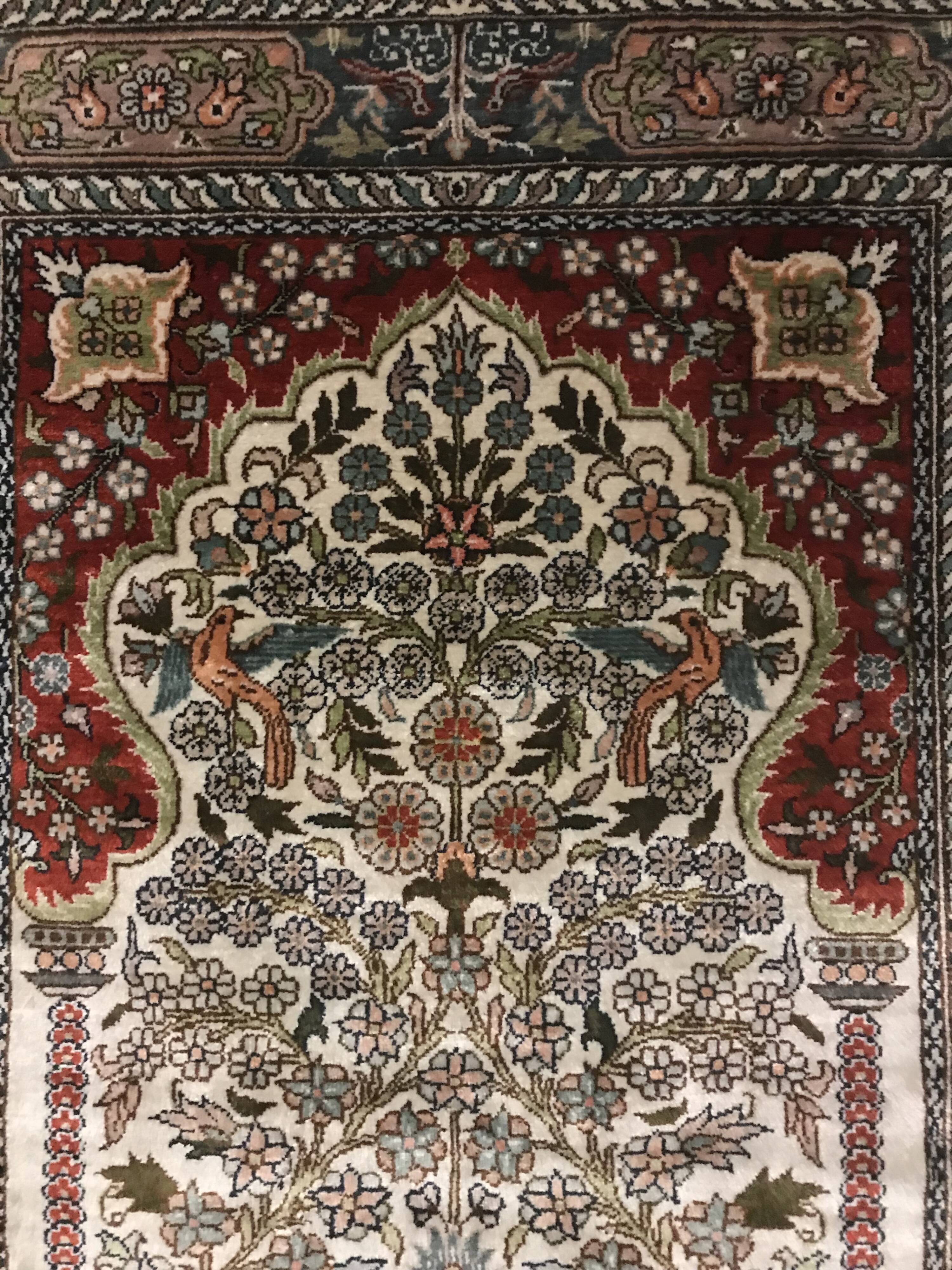 Ereke silk carpet 91x61cm