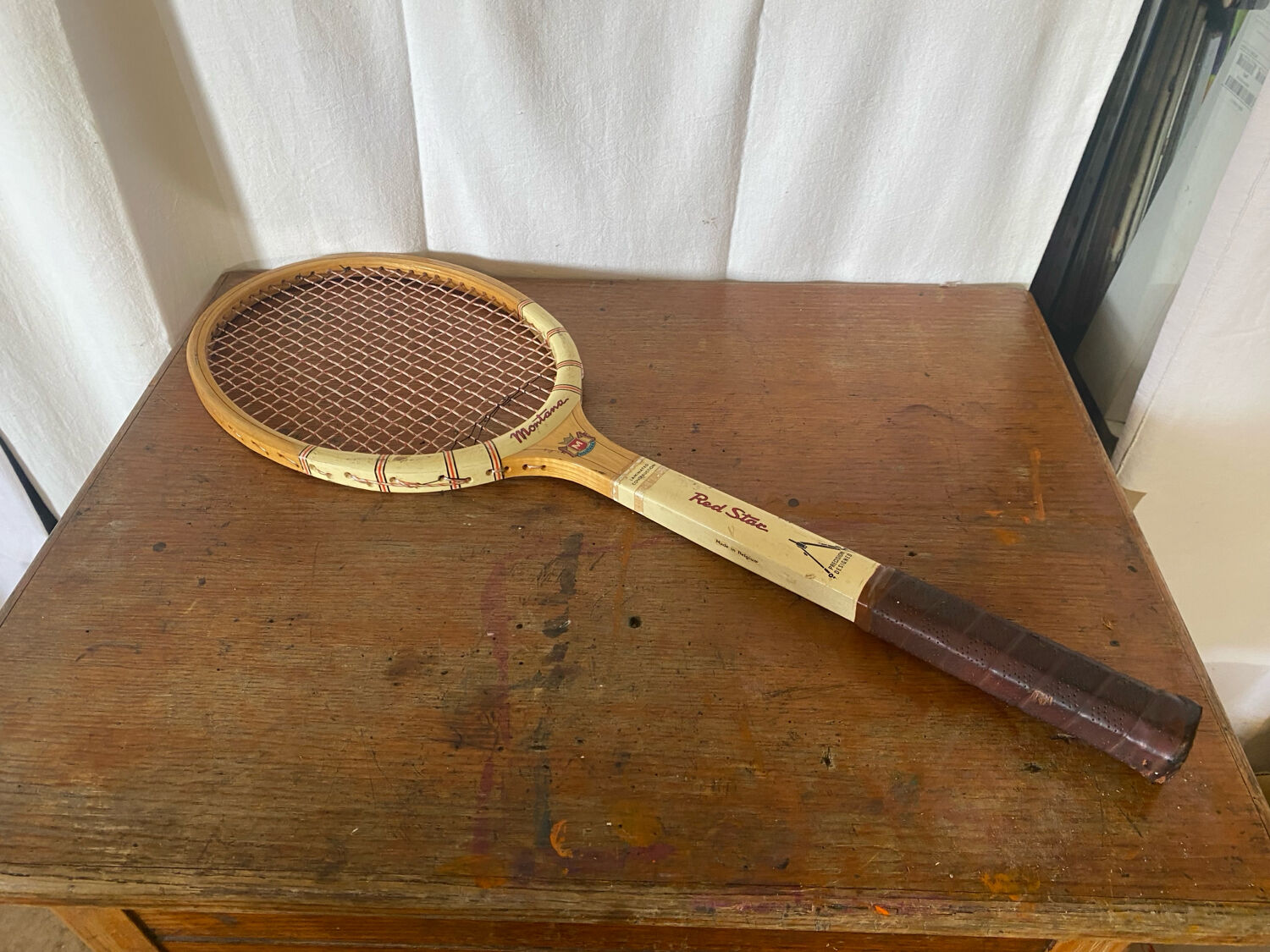 Vintage montana red star wood tennis racket