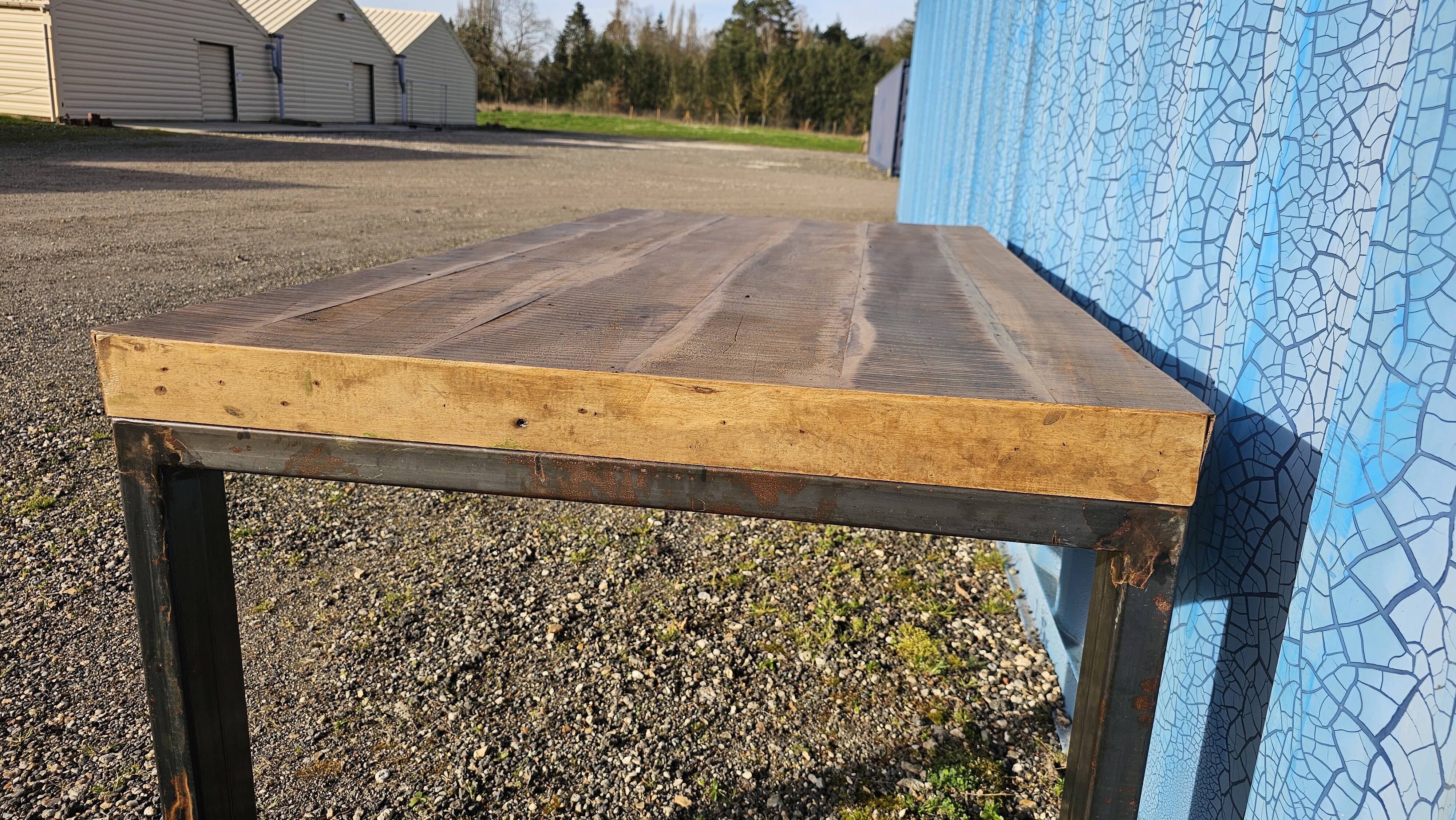 Industrial table 200 x 100 cm with wooden top + metal base