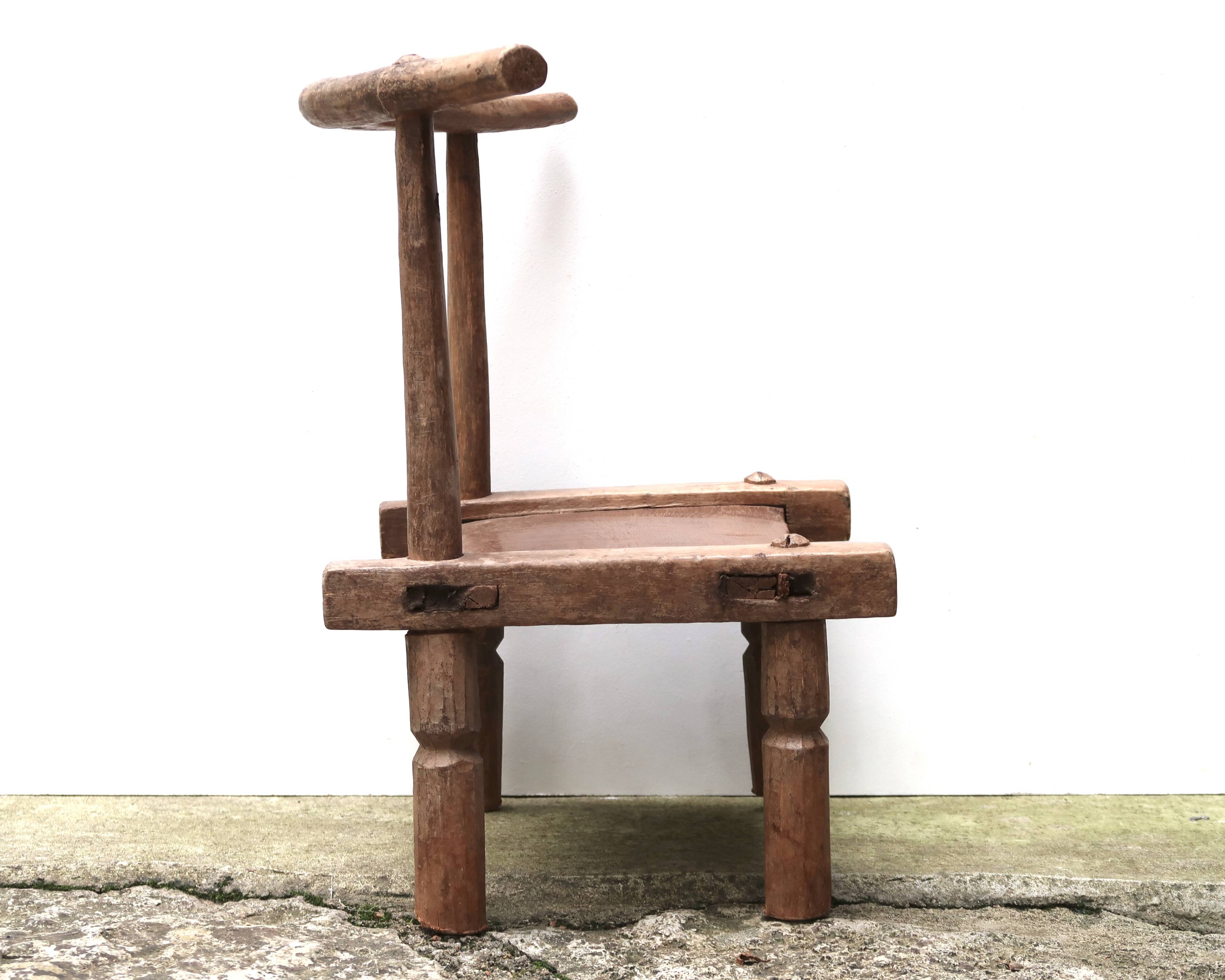 Antique African Baoulé wooden chair, early 20th century