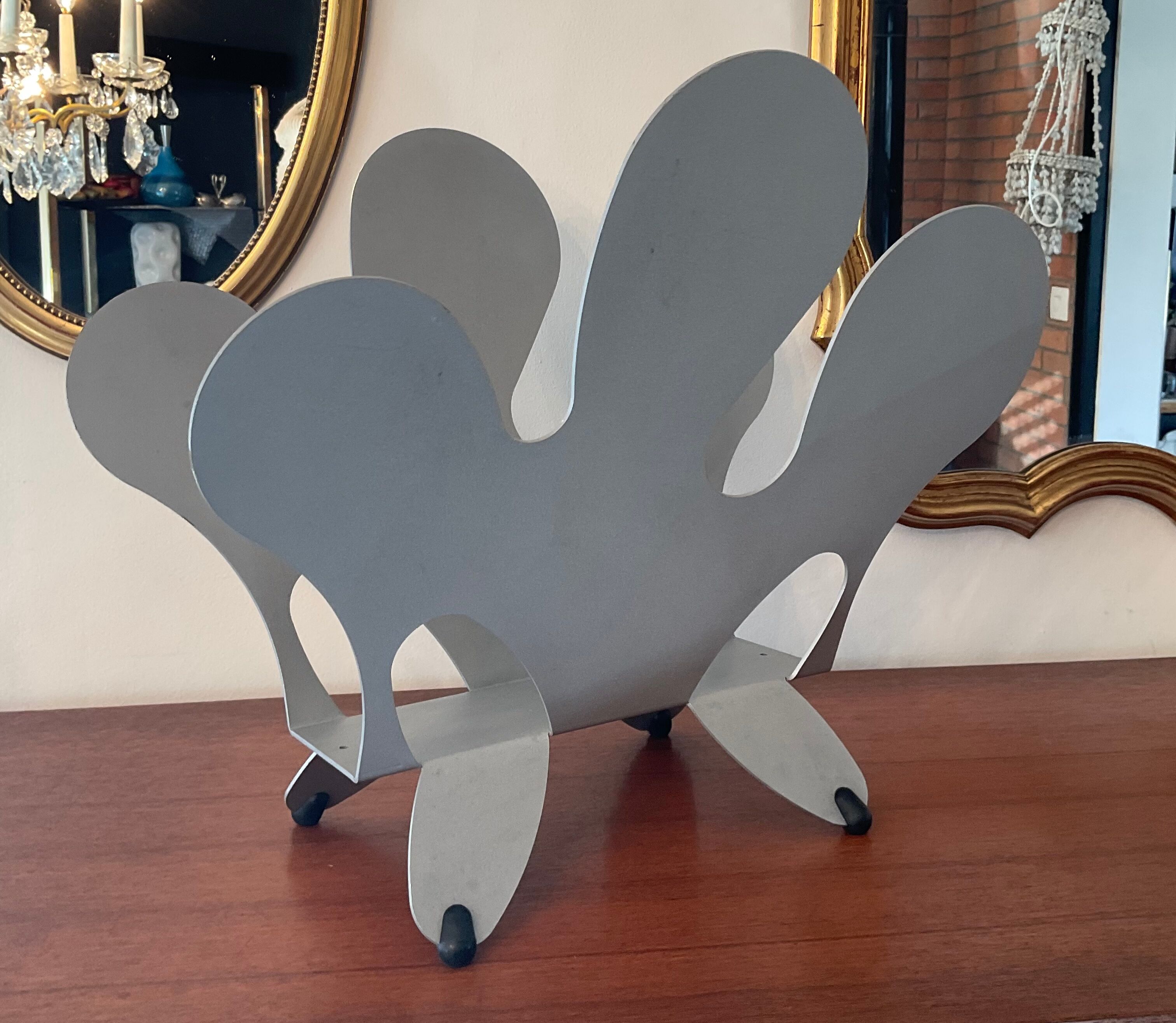 Vintage magazine holder from the 80s in metal