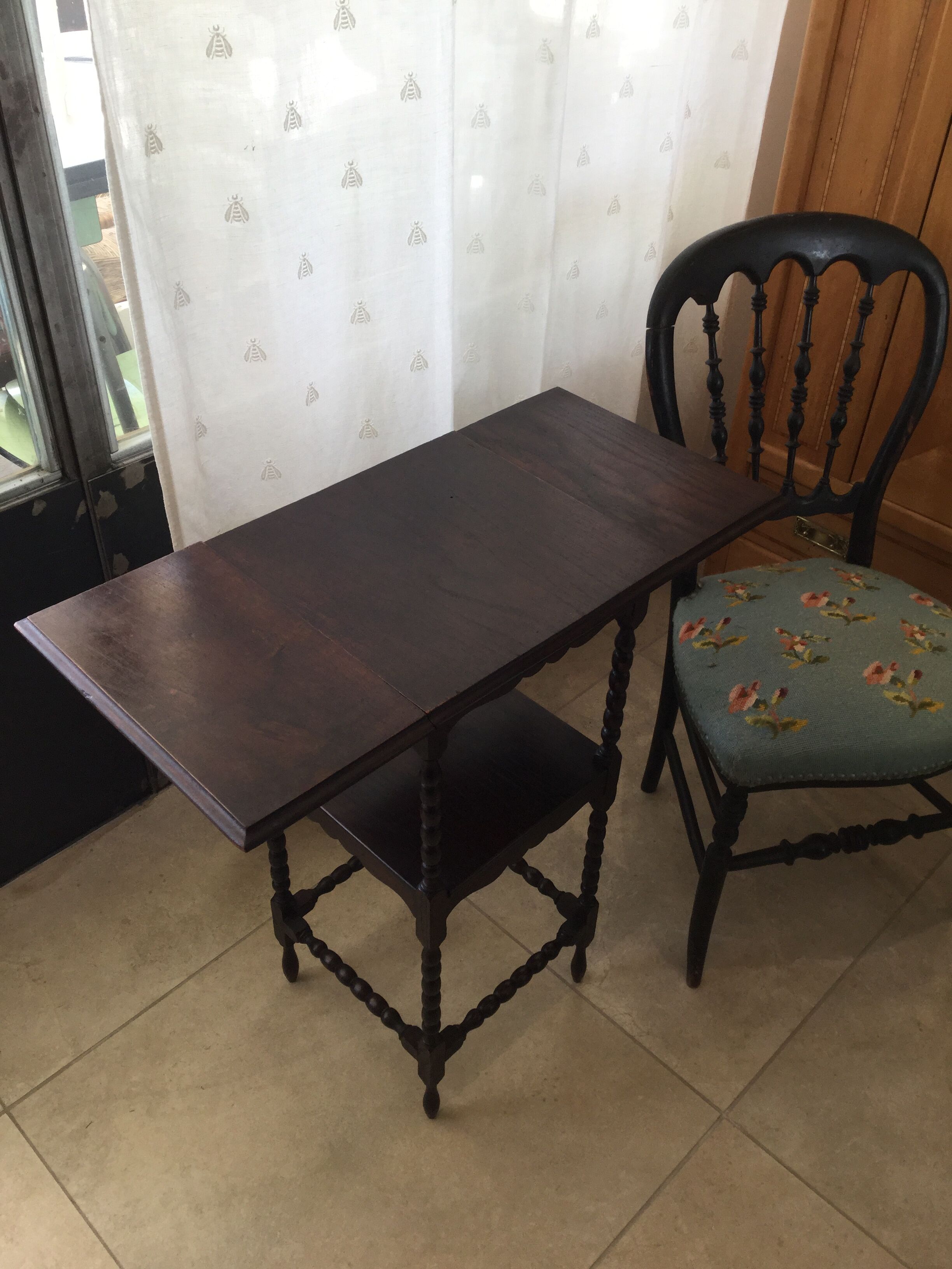 Extra table, harness or console
