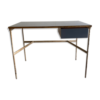 CM174 desk by Pierre Paulin edition Thonet