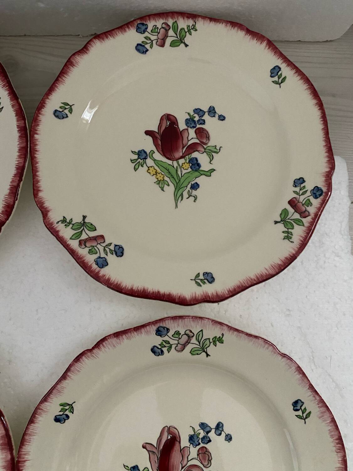 Service 6 assiettes plates gien lorraine fleurs peintes à la main