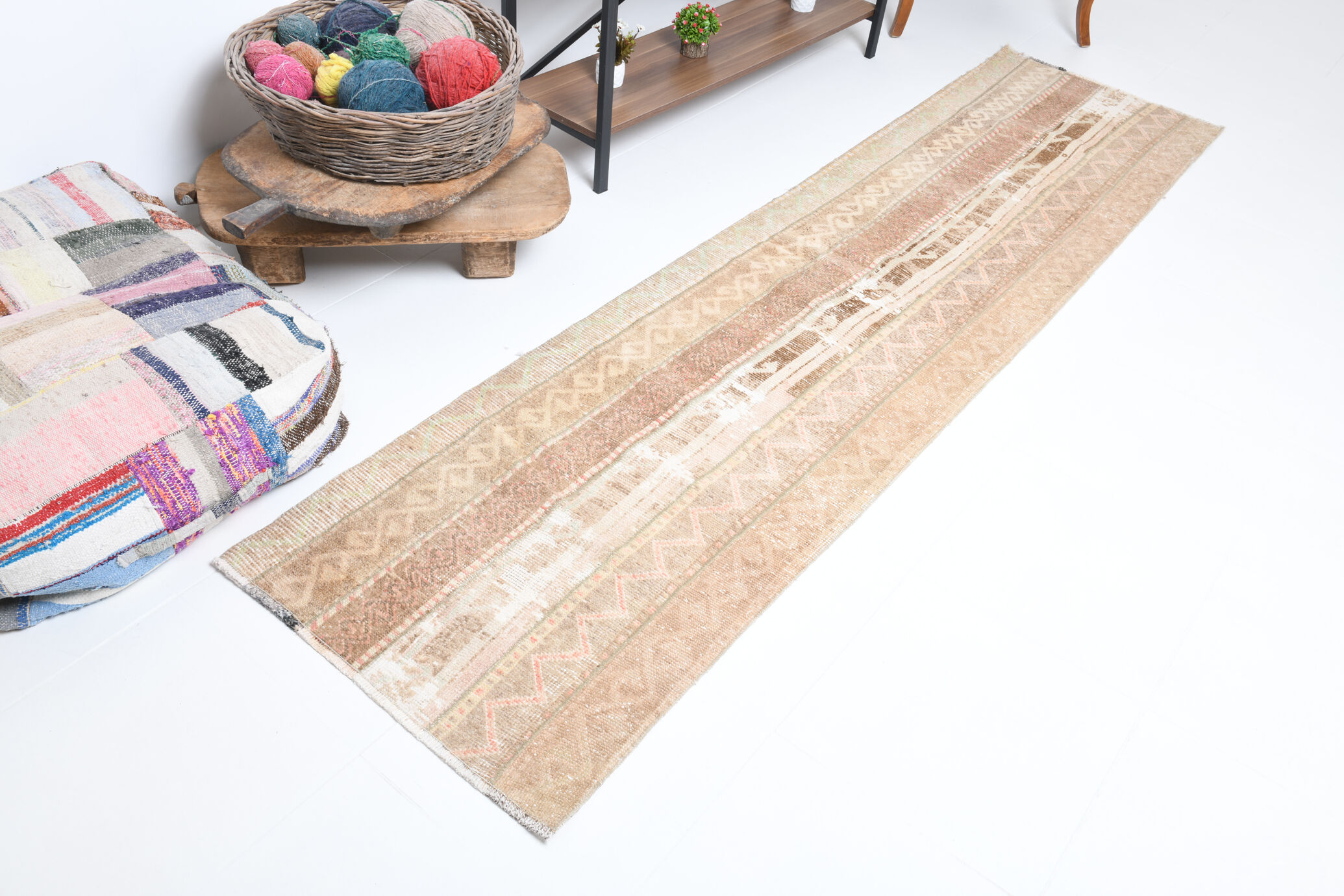 2x9 narrow vintage runner rug, 282x70cm