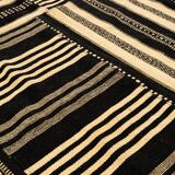 NOS Minimalist patchwork kilim by Axeco Svenska AB. 279 x 199 cm (110 x 78 in)