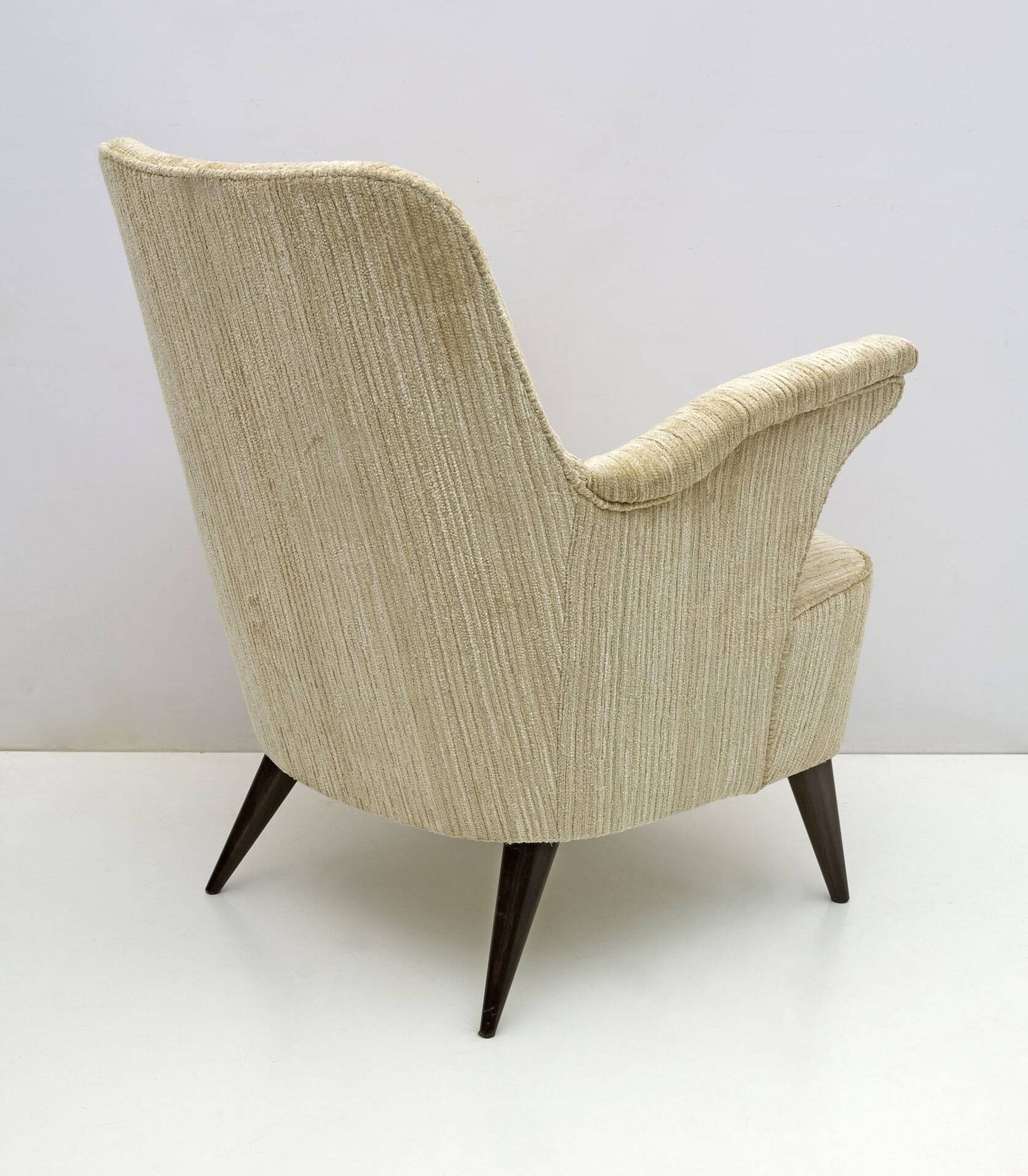 Pair of Nino Zoncada armchairs in chenille velvet in Mid-Century Modern style by Cassina