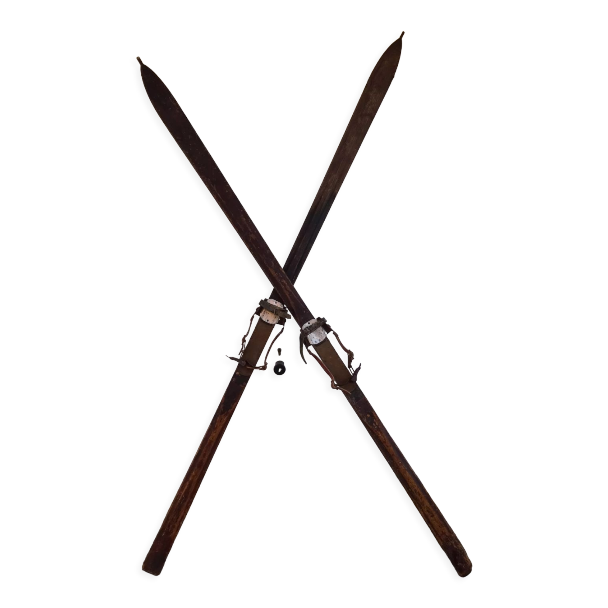 Ancienne paire de skis en bois l'Alpestre