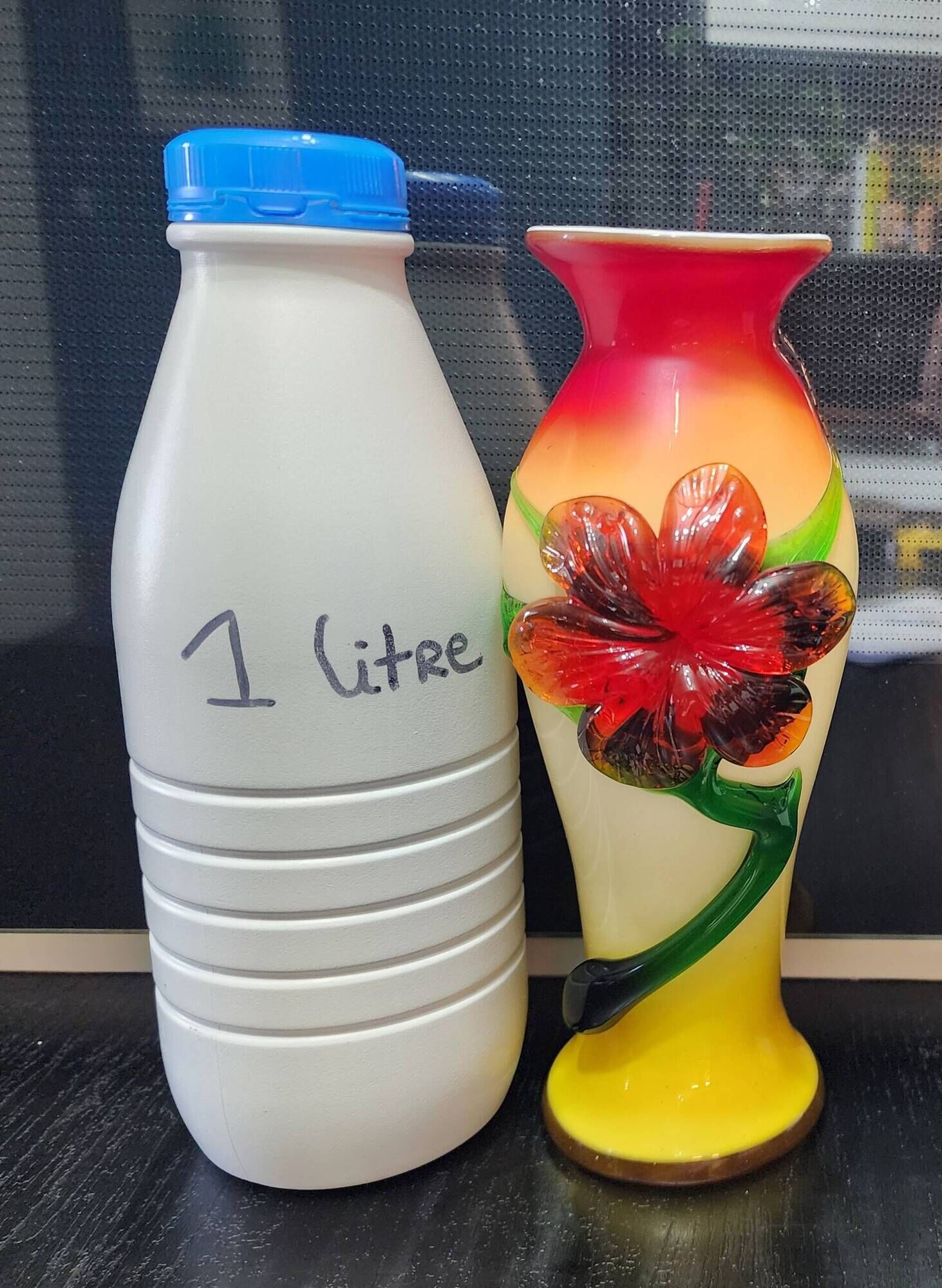 vintage vase glass gradient red yellow relief flower 22cm