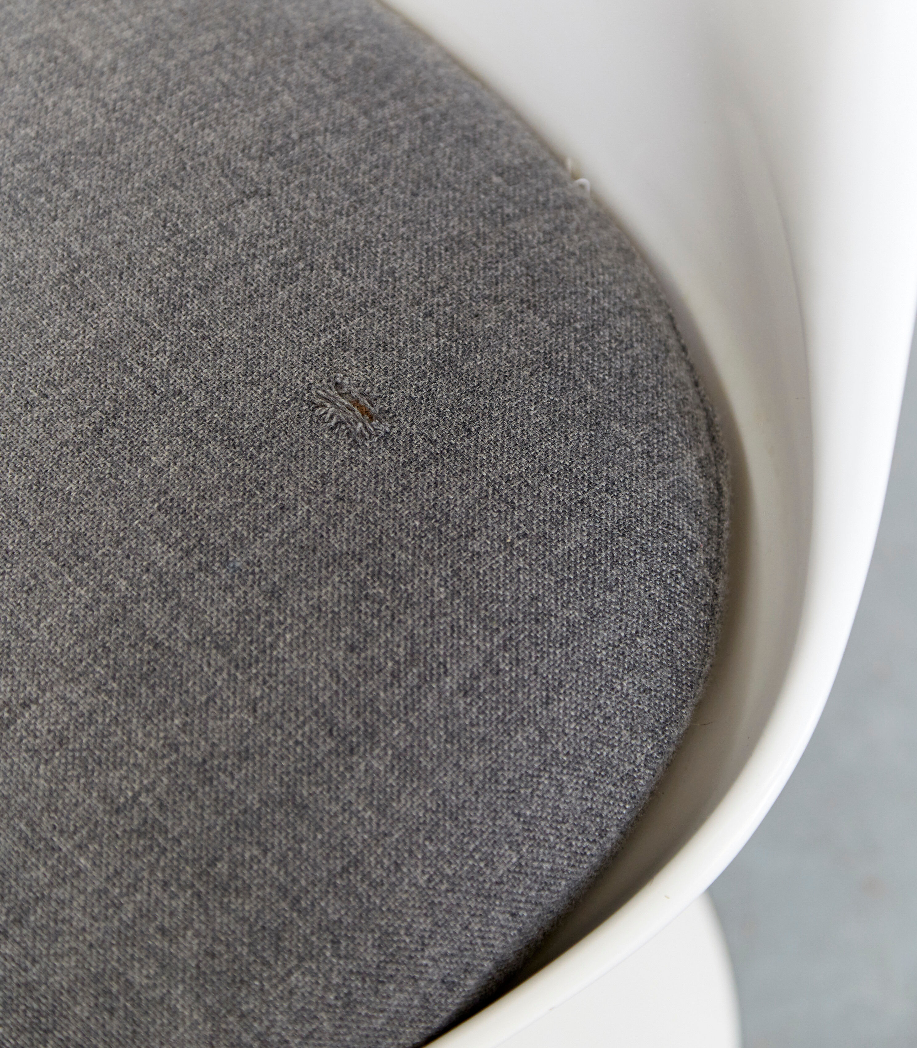 Eero Saarinen swivel Tulip chair for Knoll International