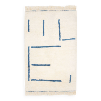 Beni Ouarain Berber rug with blue lines 265 x 162 cm