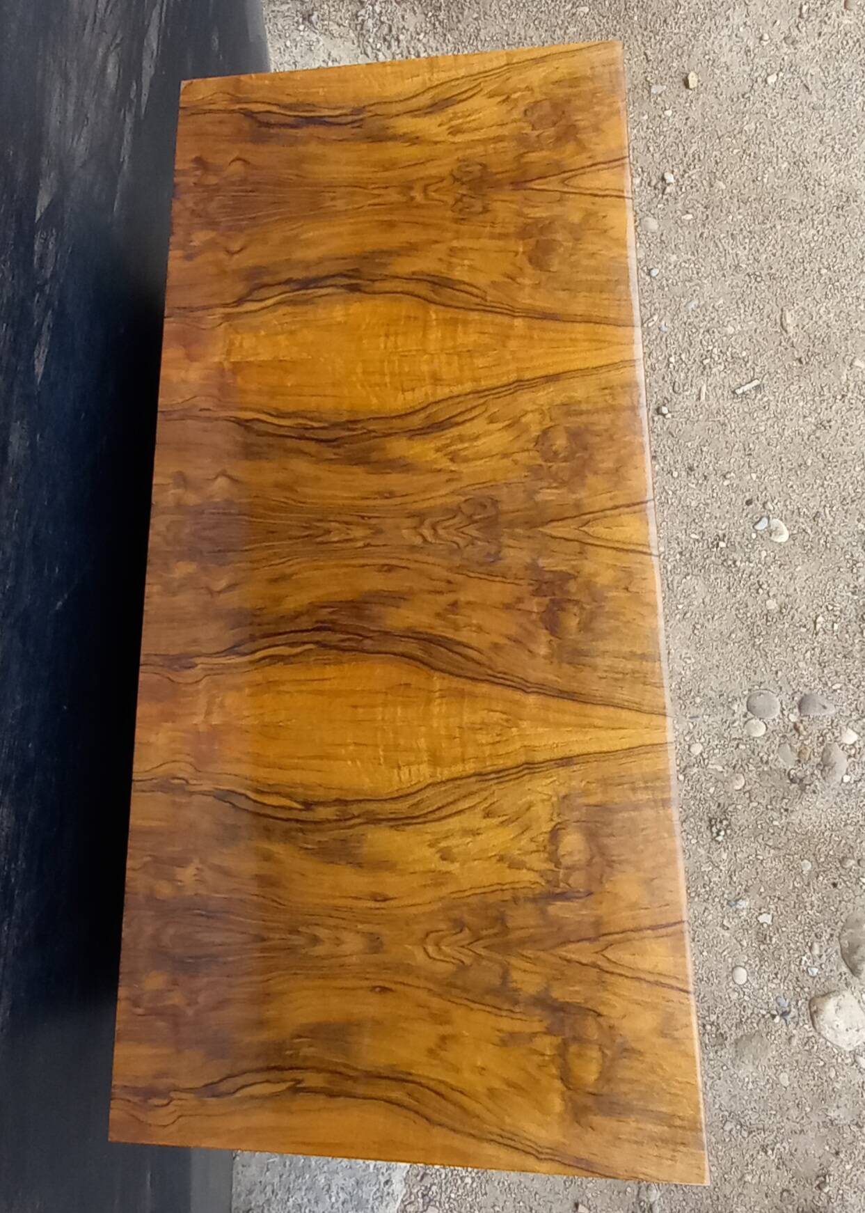 Rosewood chest of drawers with compass feet