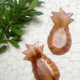 Wooden pineapple raviers