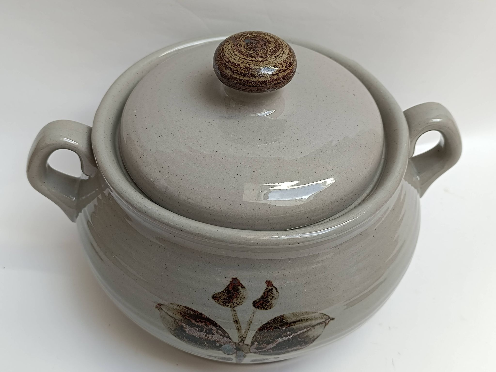 Arnon stoneware soup tureen