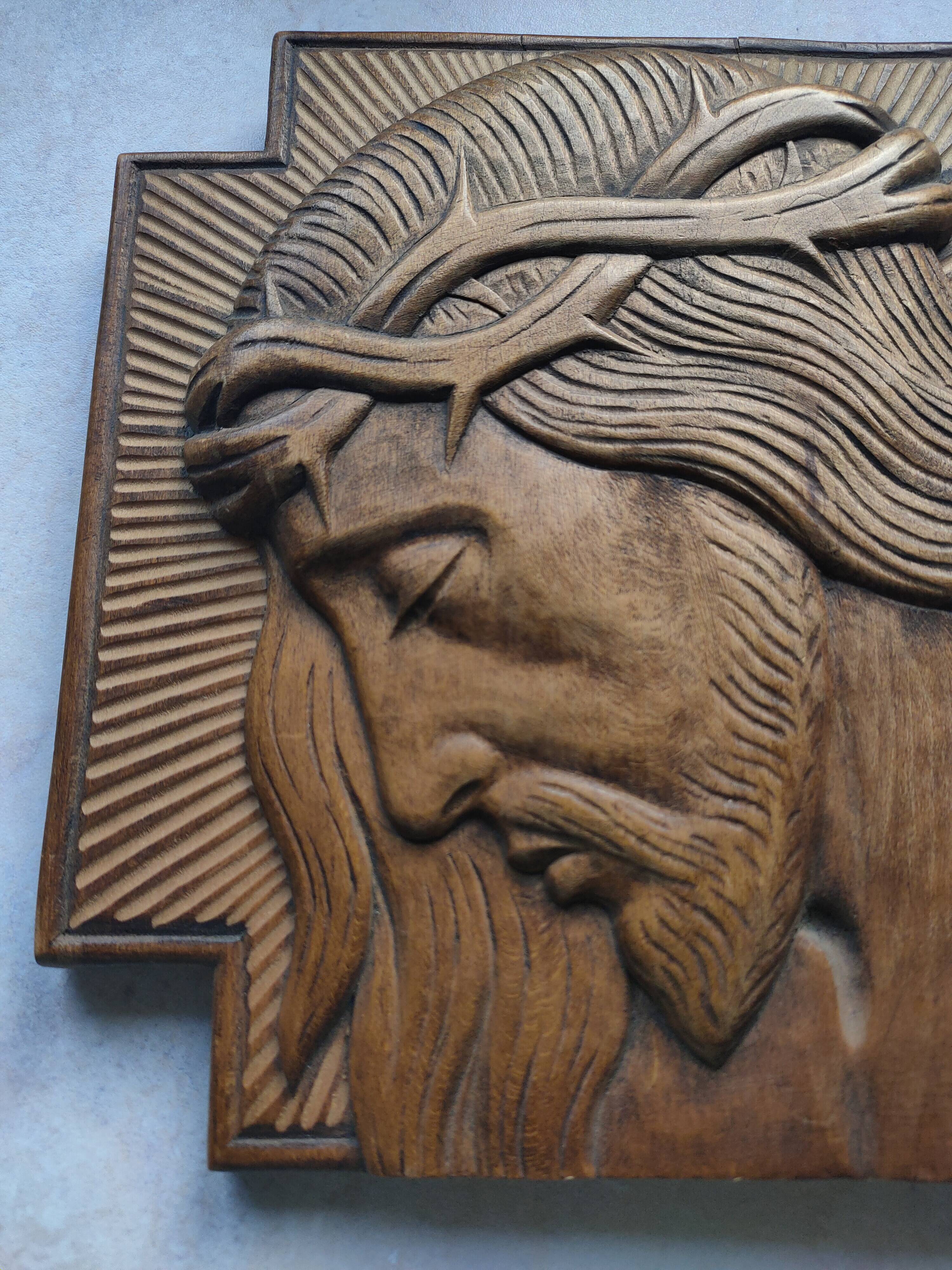 Wooden painting representing Christ Art Deco.