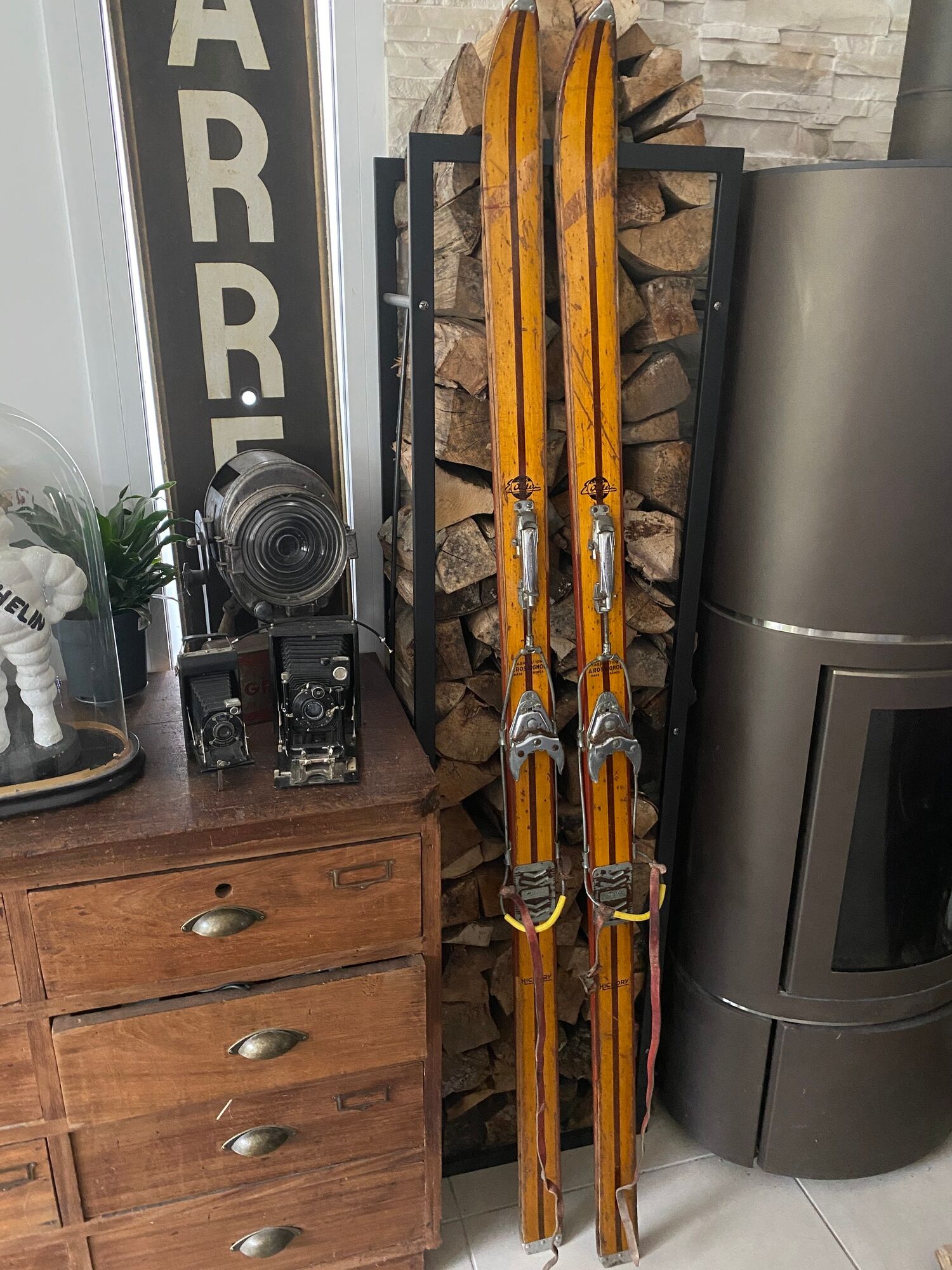 Paire de ski Rossignol Hickory vintage en bois