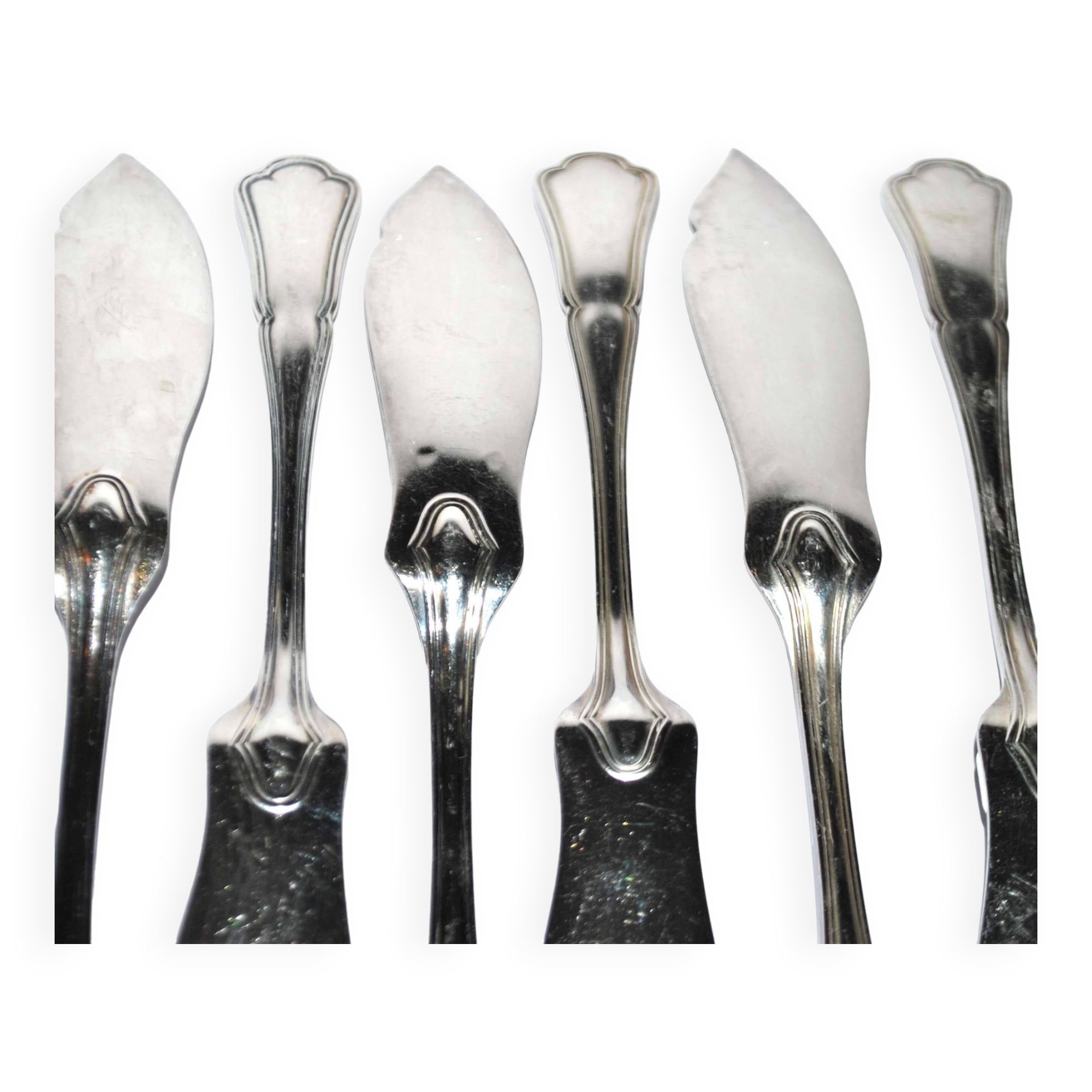 Set of 10 ercuis fish knives in silver metal, victoria spatours model