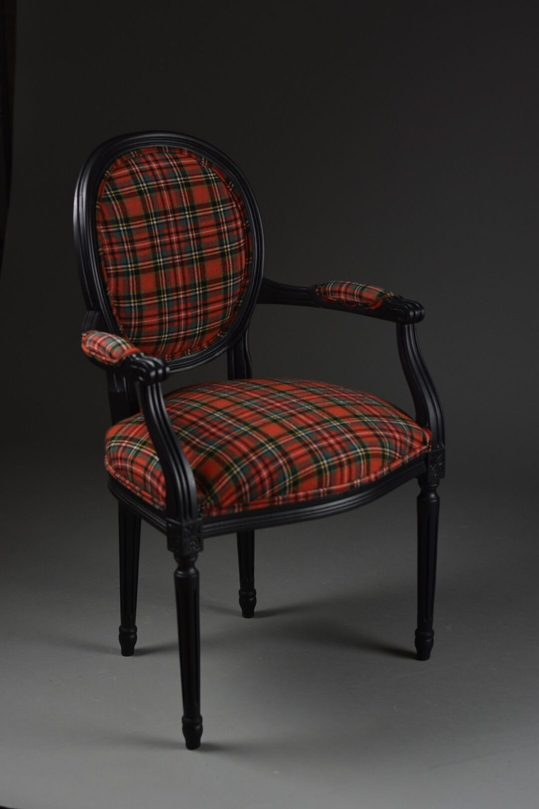 Medallion Chair with Tartan Fabric, Early XXth century