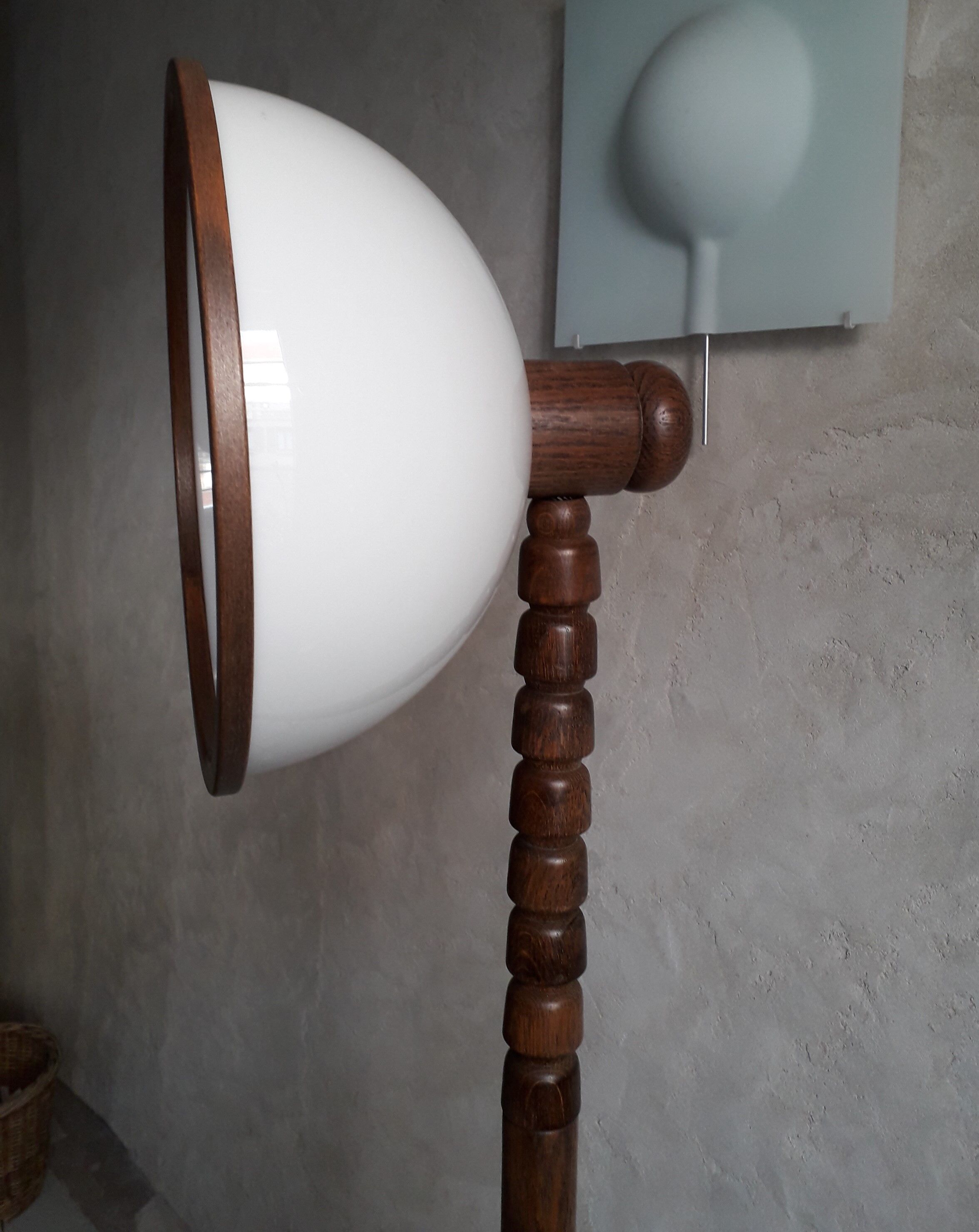 Dutch design wooden floor lamp by Steinhauer