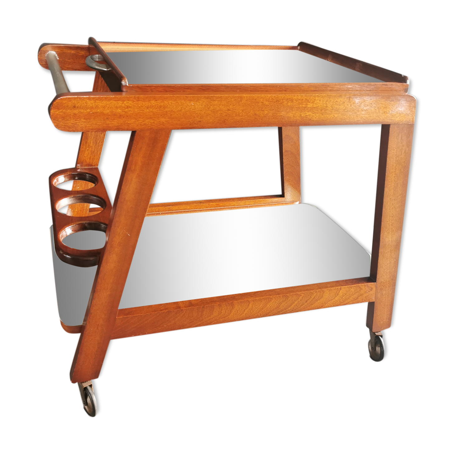 Art deco bar dessert with mirrors around 1940