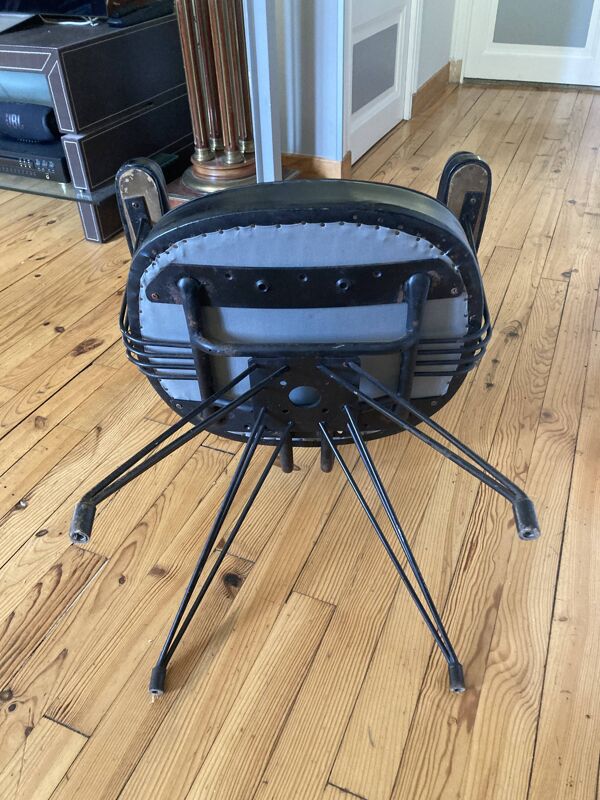 Très beau fauteuil de coiffeur des années 20 en excellent état etat