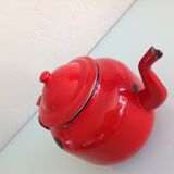 Enamelled red teapot 50/60