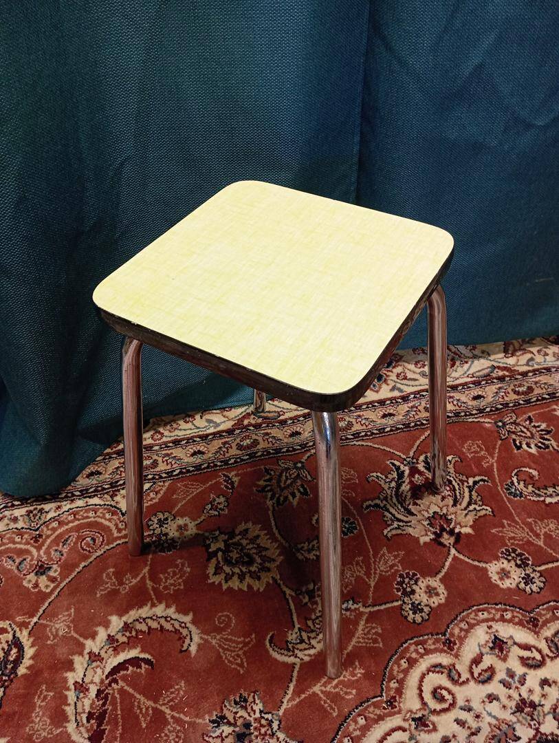 Yellow formica table + stool