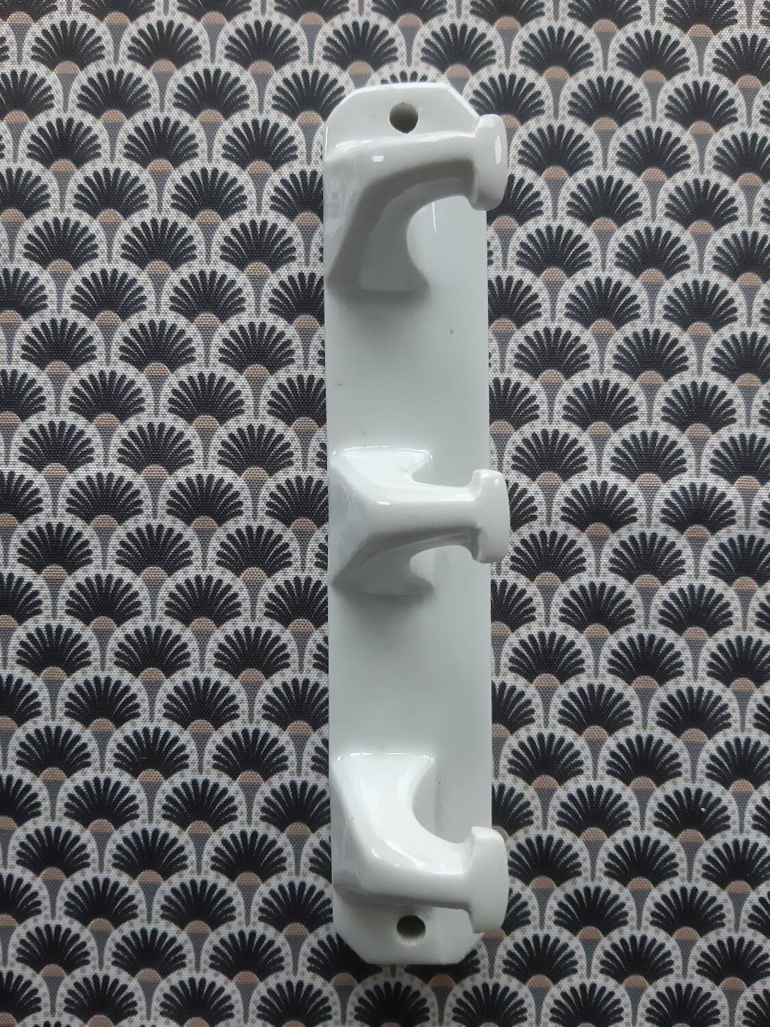 Earthenware towel holder