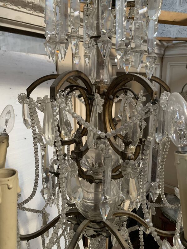 Lustre ''Fontaine '' de style Louis XV en bronze et pampilles XX siècle
