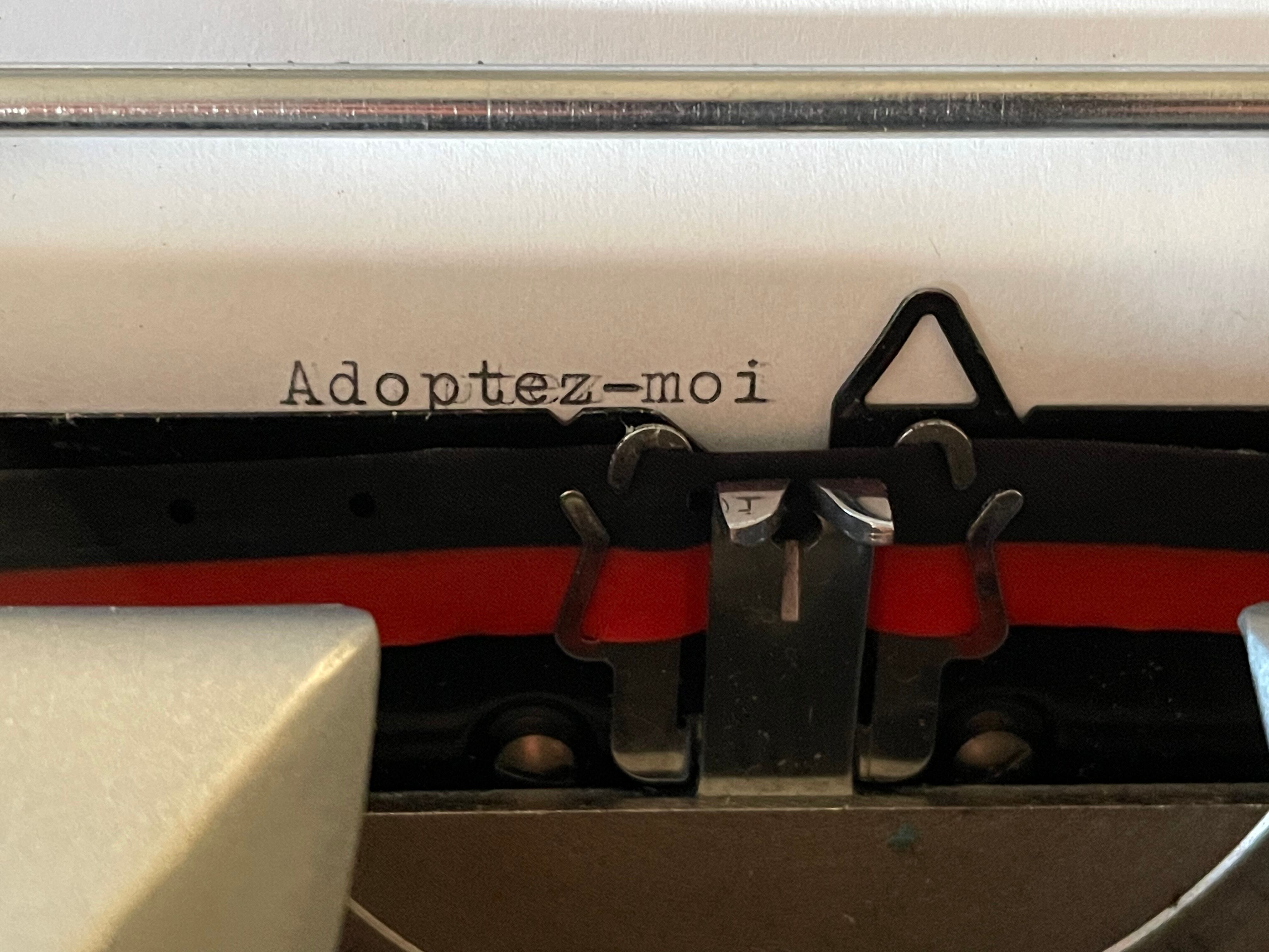 Machine à écrire Remington Travel riter circa 1950