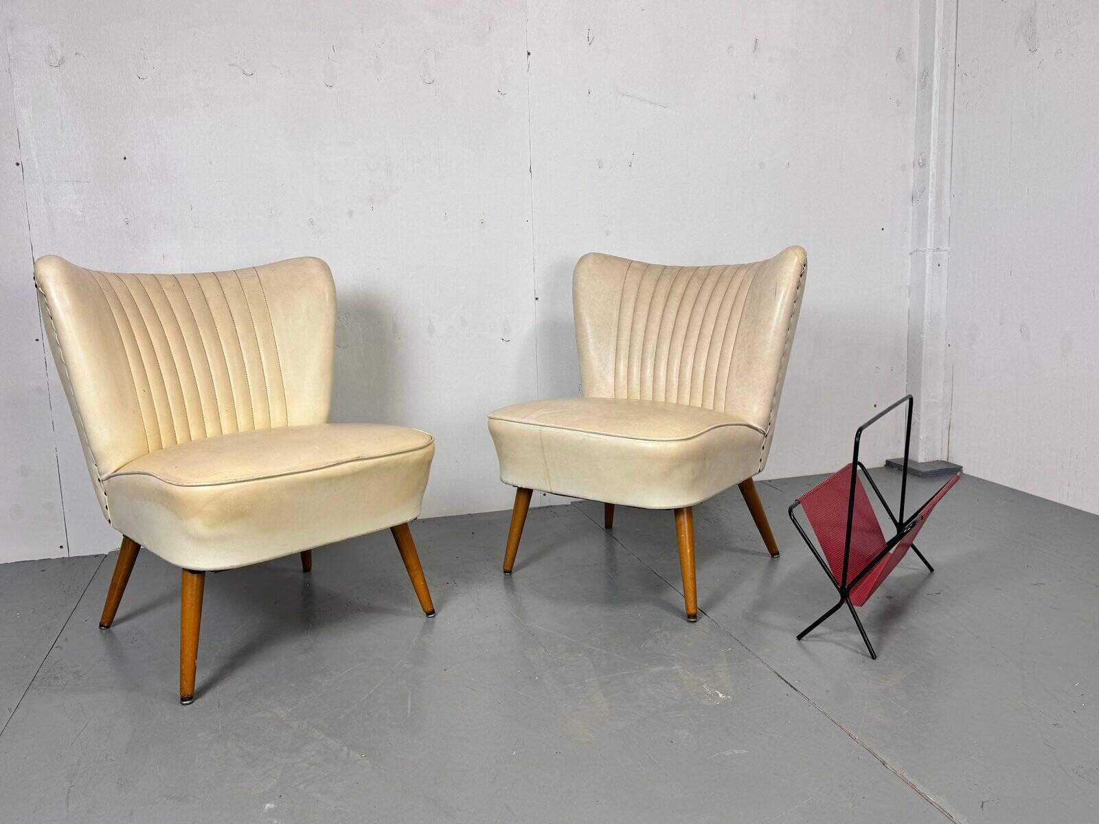 Vintage Artifort cocktail lounge chairs, 1950s, set of 2.