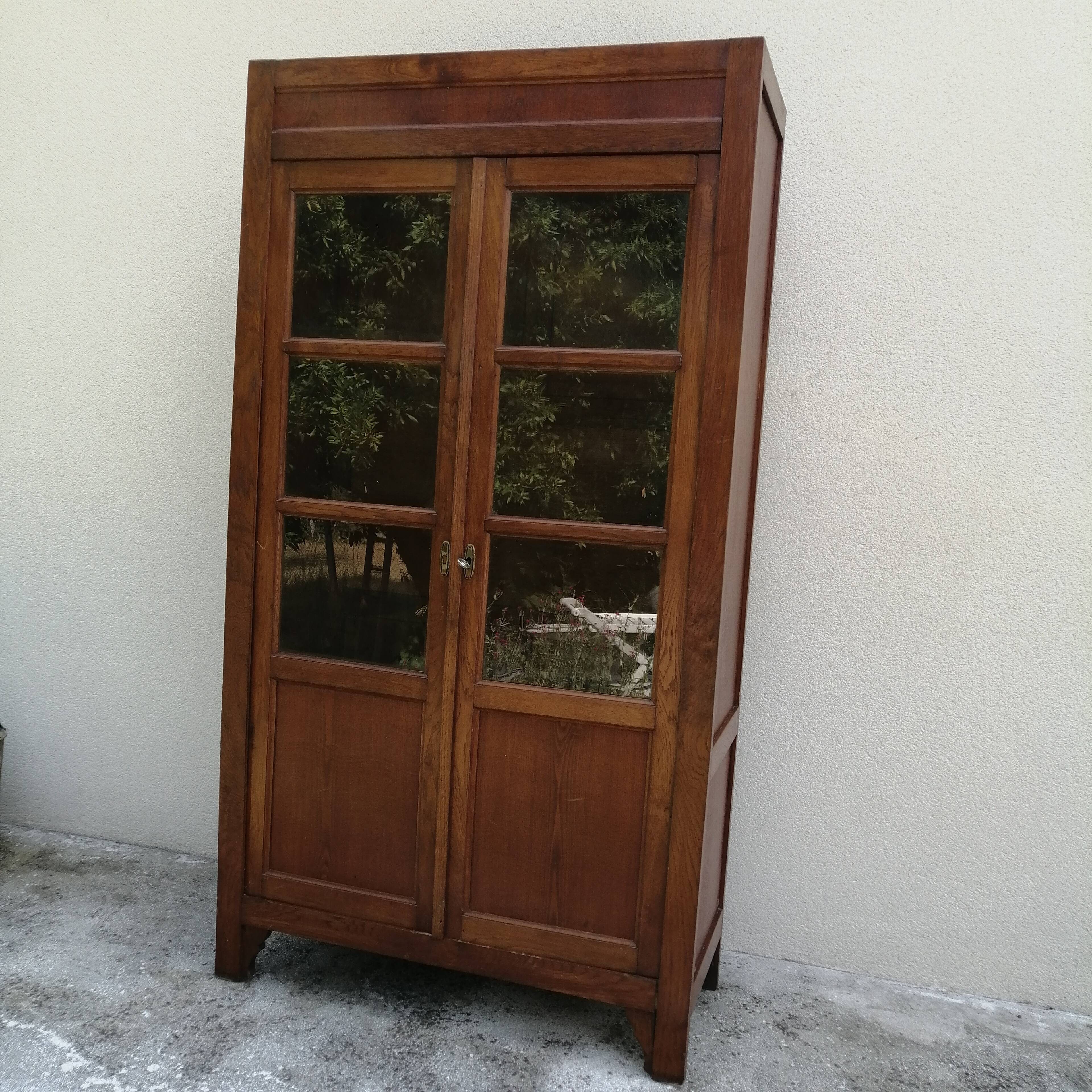 Showcase - library - 50s -