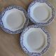 Lot de 3 assiettes plates terre de fer Faïencerie Niderviller. Décor "Art déco" bleu et blanc.