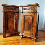 Pair of Italian bedside tables from the beginning of the 20th century in walnut