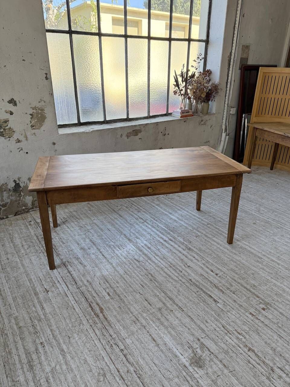 Cherry farmhouse table with spindle legs, 1950s