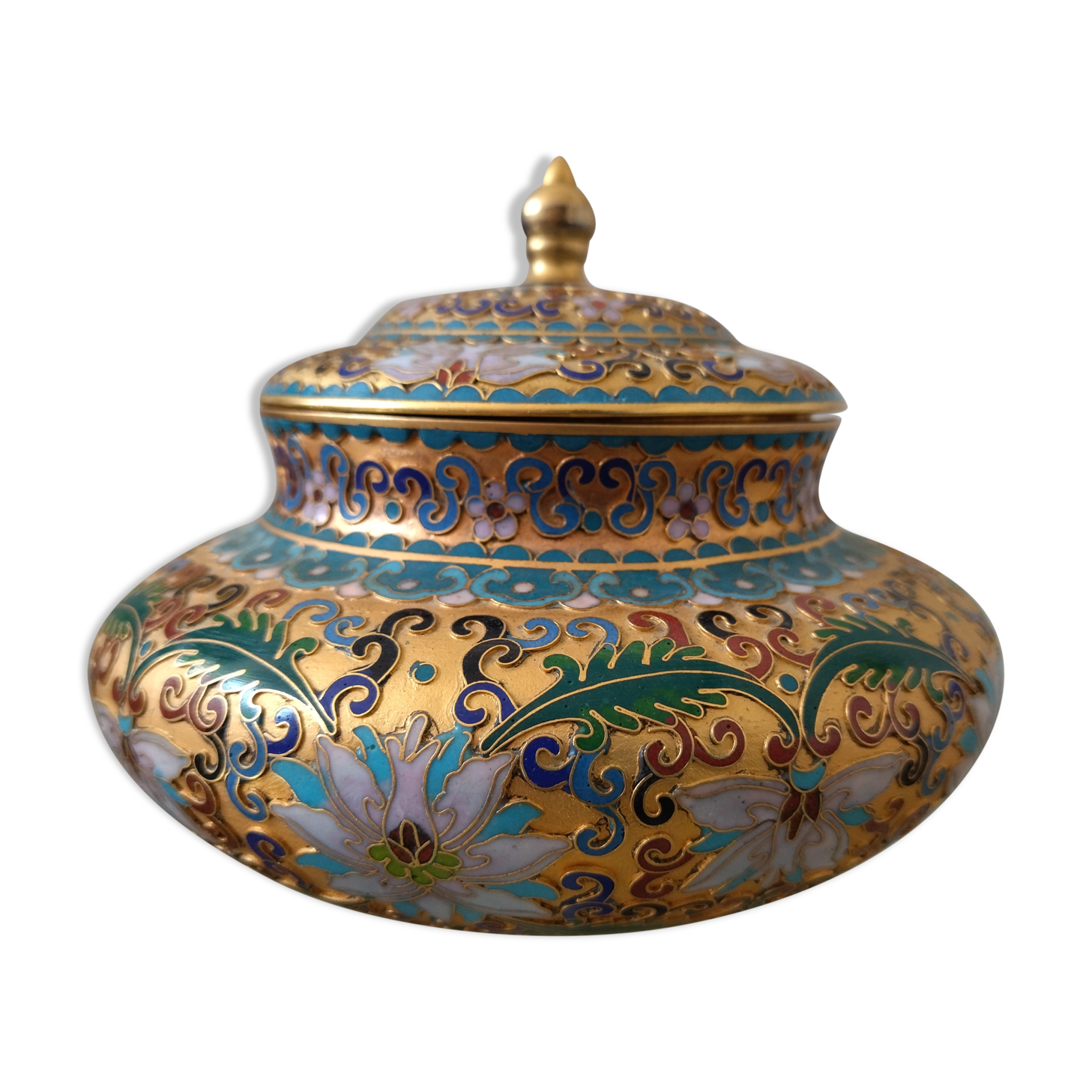 Box in partitioned enamels China