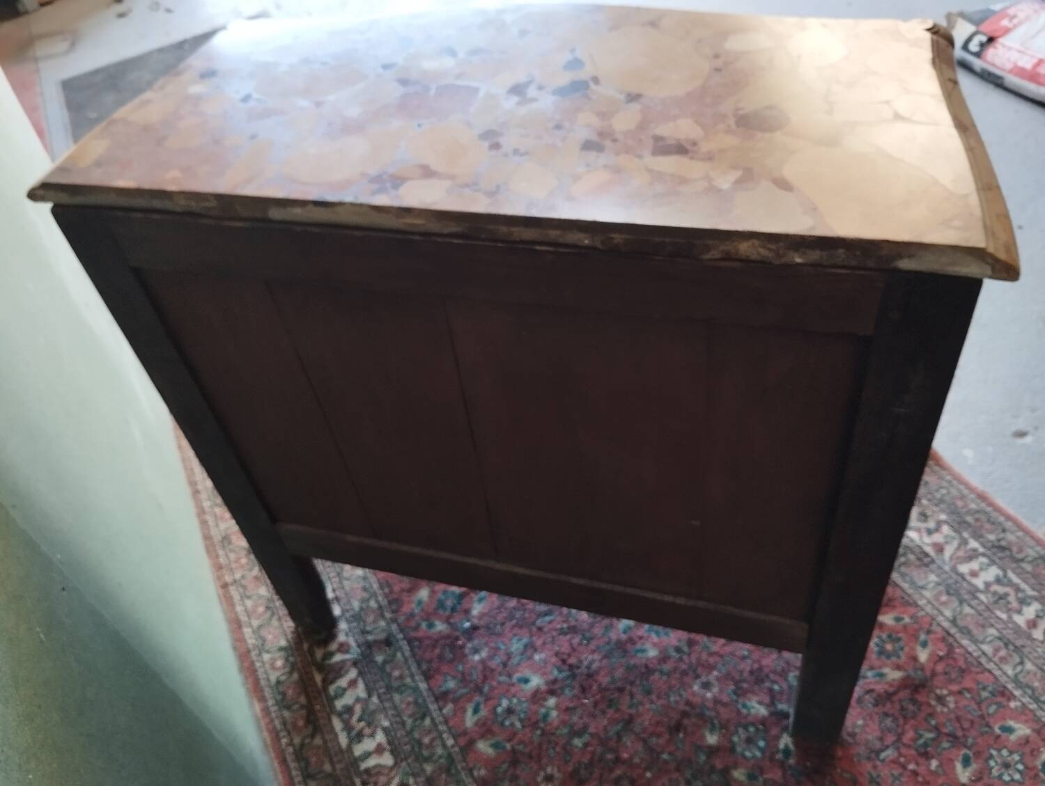 Louis XV style marquetry chest of drawers