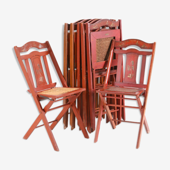 Set of six fold-out chairs