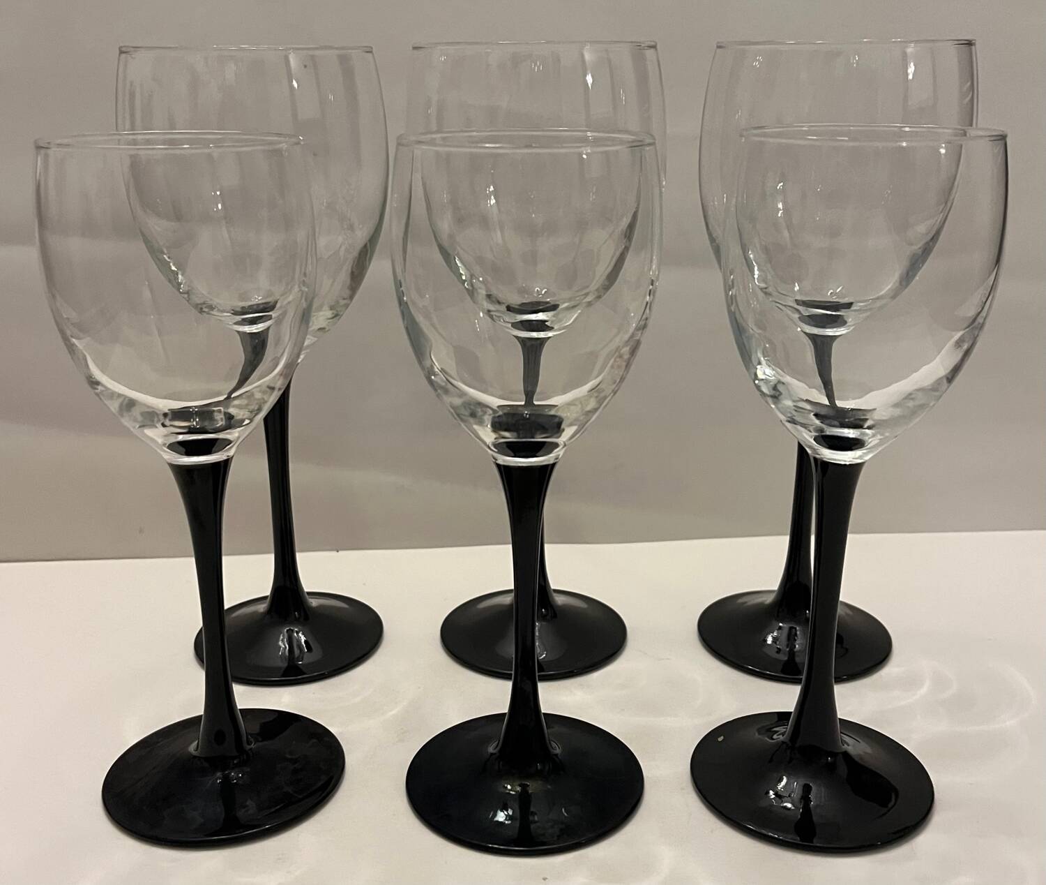 6 stemmed glasses