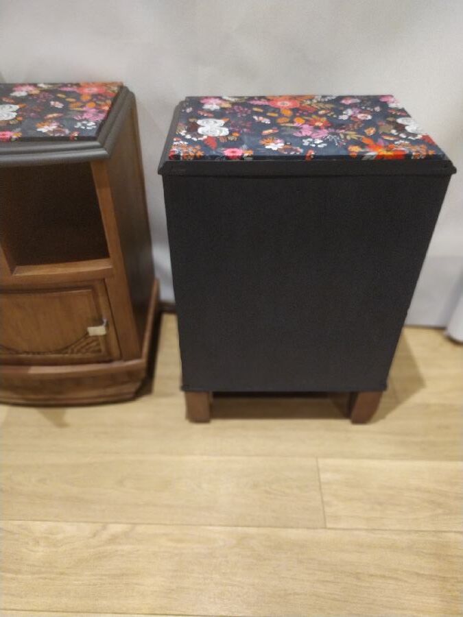 Pair of bedside tables