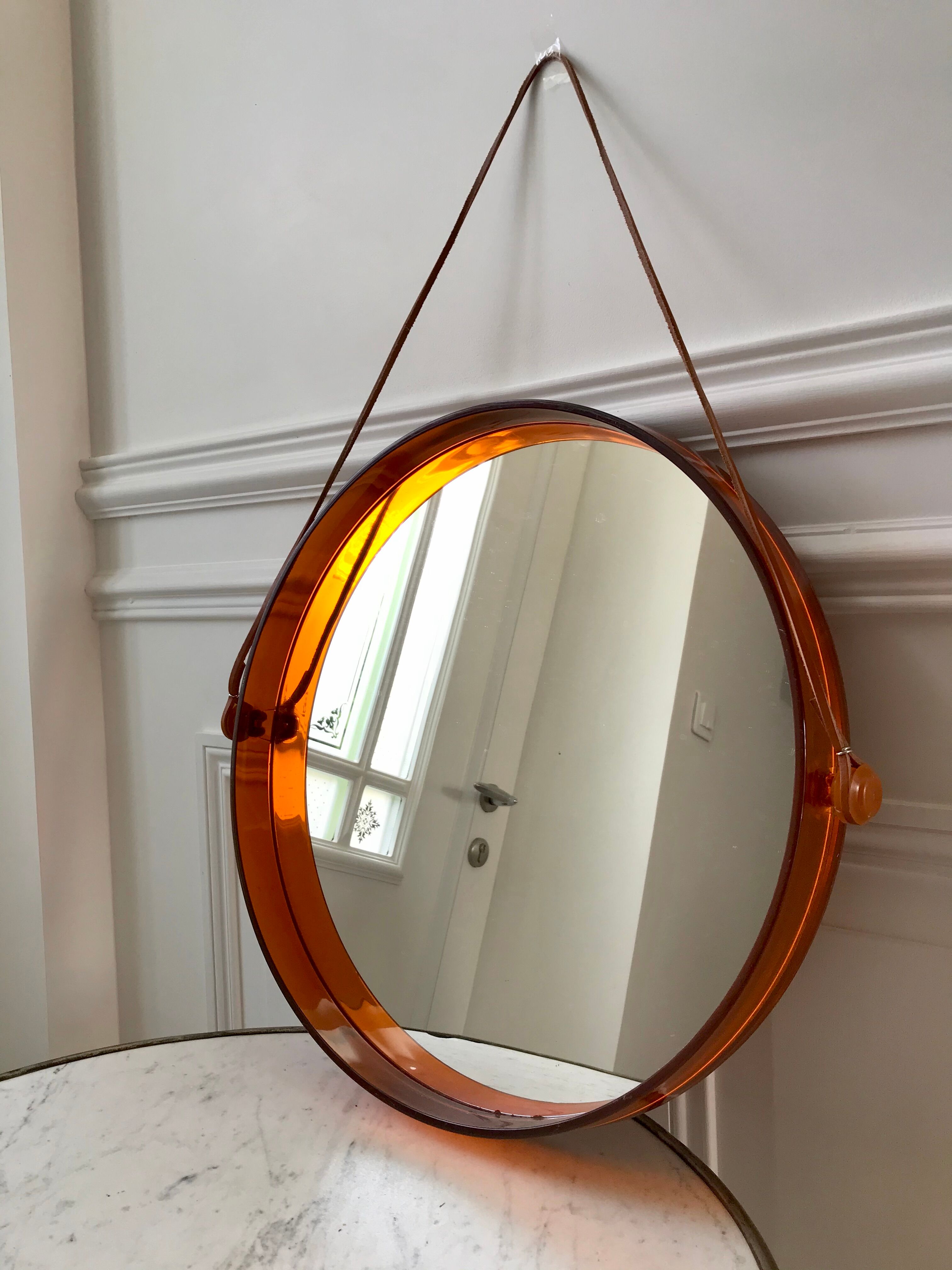 mirror cap brown orange design plexi and leather strap Made in France 1974