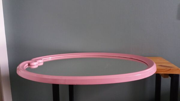Miroir ovale fonte émaillée rose