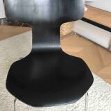 Chaise hammer Arne Jacobsen model 3103