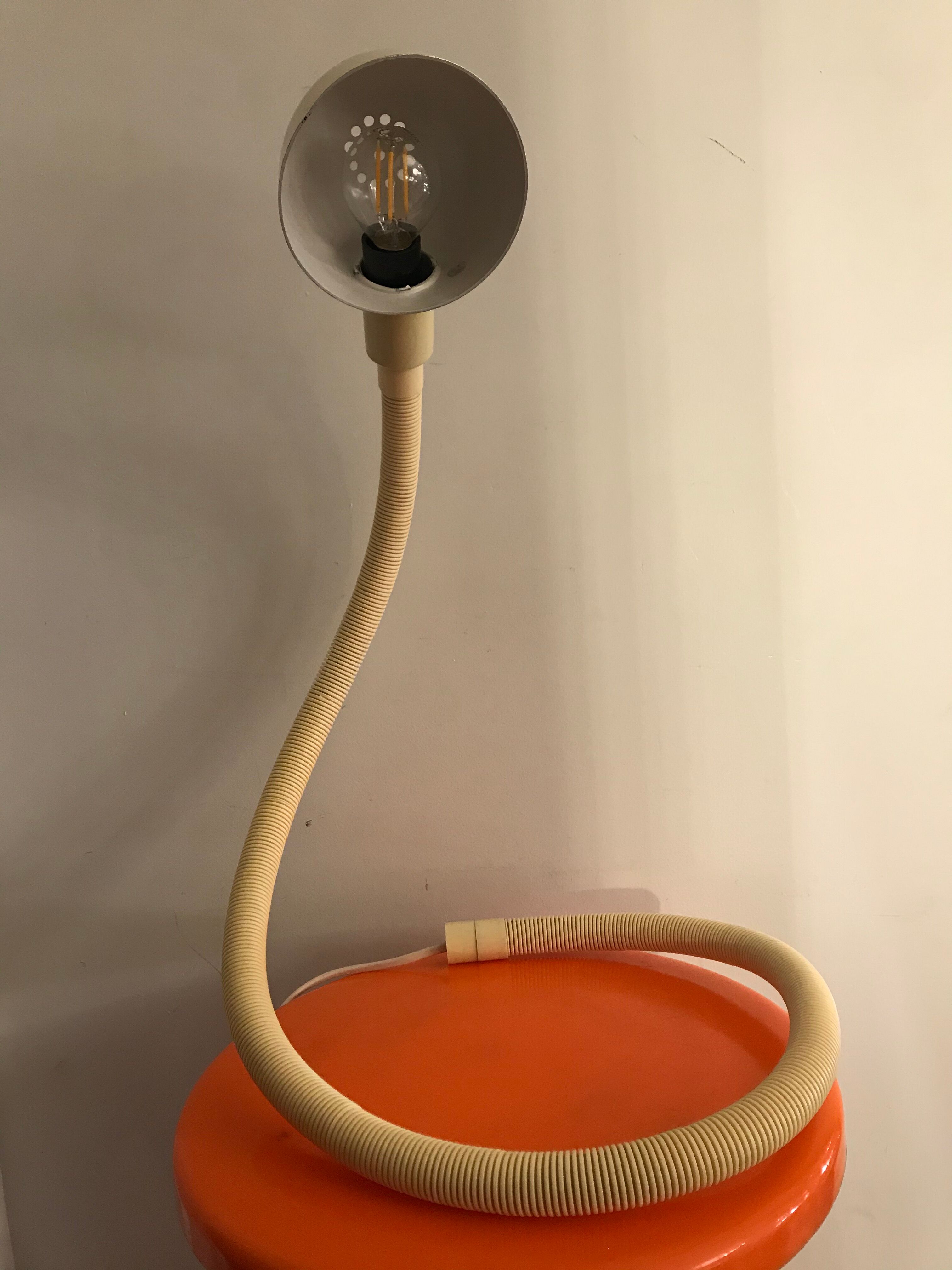 Hebi cream Snake lamp Isao Hosoe for Valenti 1970