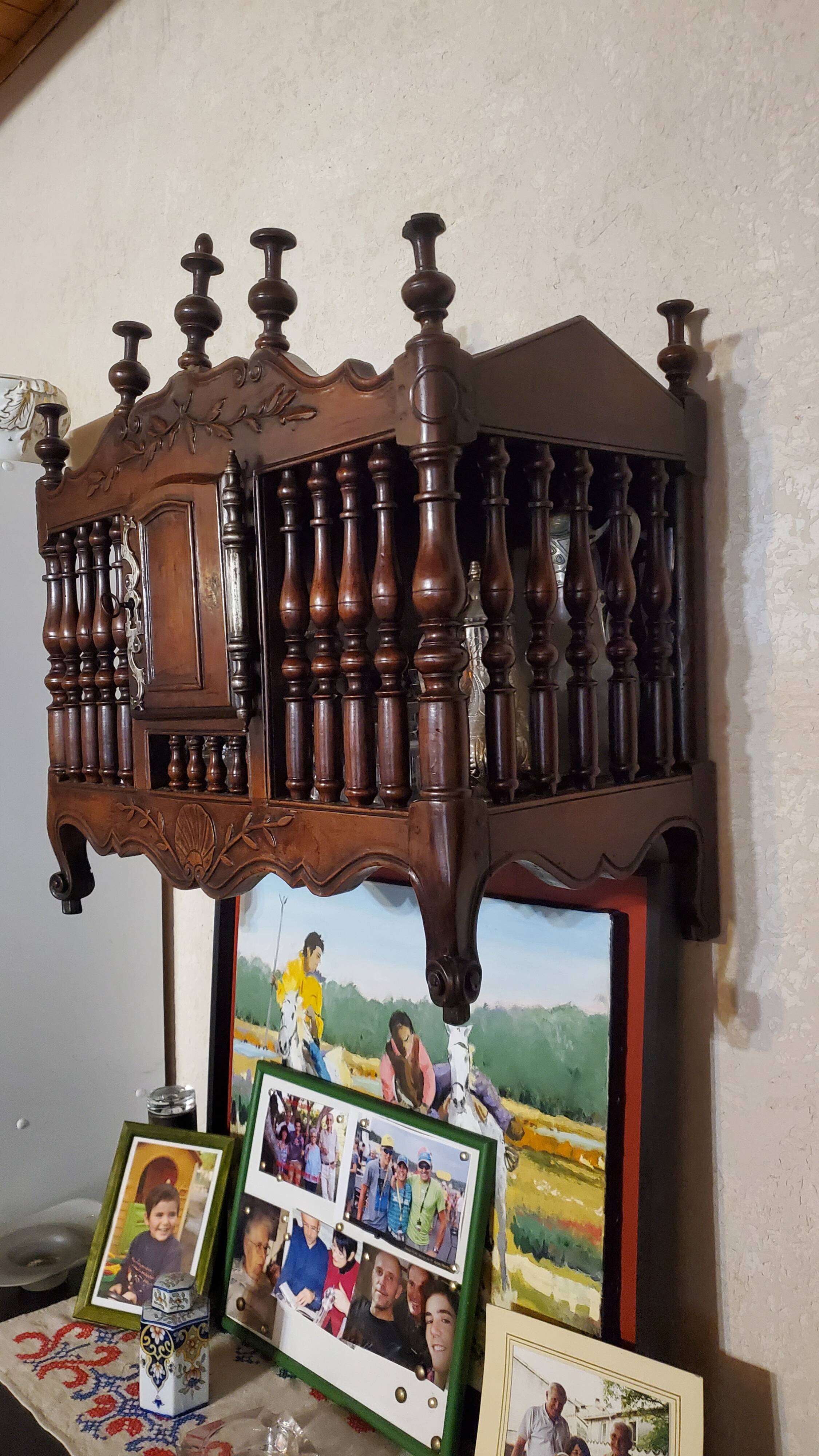 Provençal wooden bread bin