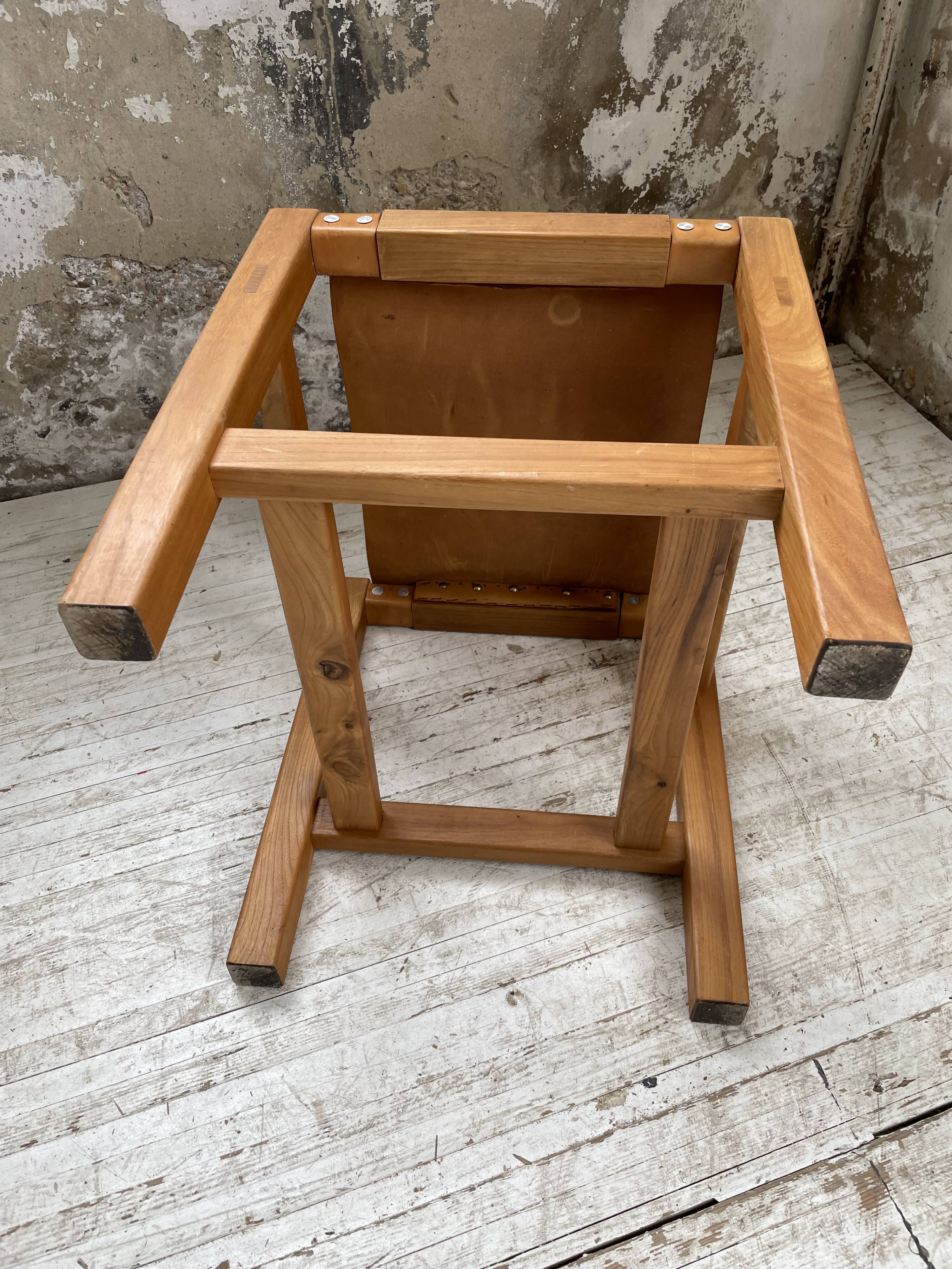Solid elm and leather stool Maison Regain