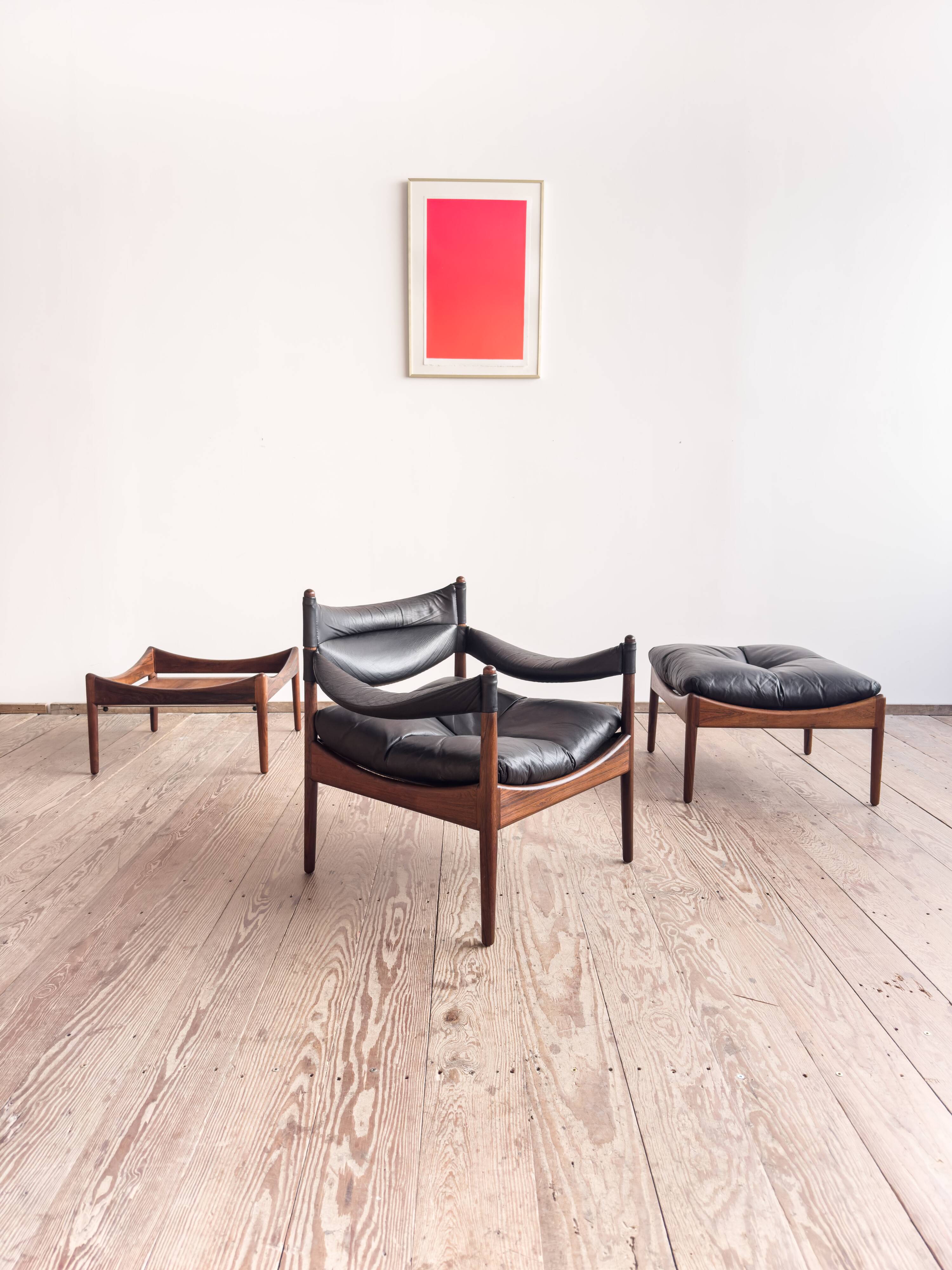 Ensemble danoise avec fauteuil, repose-pieds et table par Kristian Vedel