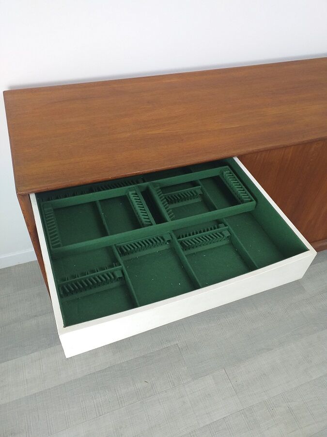 Scandinavian design sideboard E. Valentinsen 60
