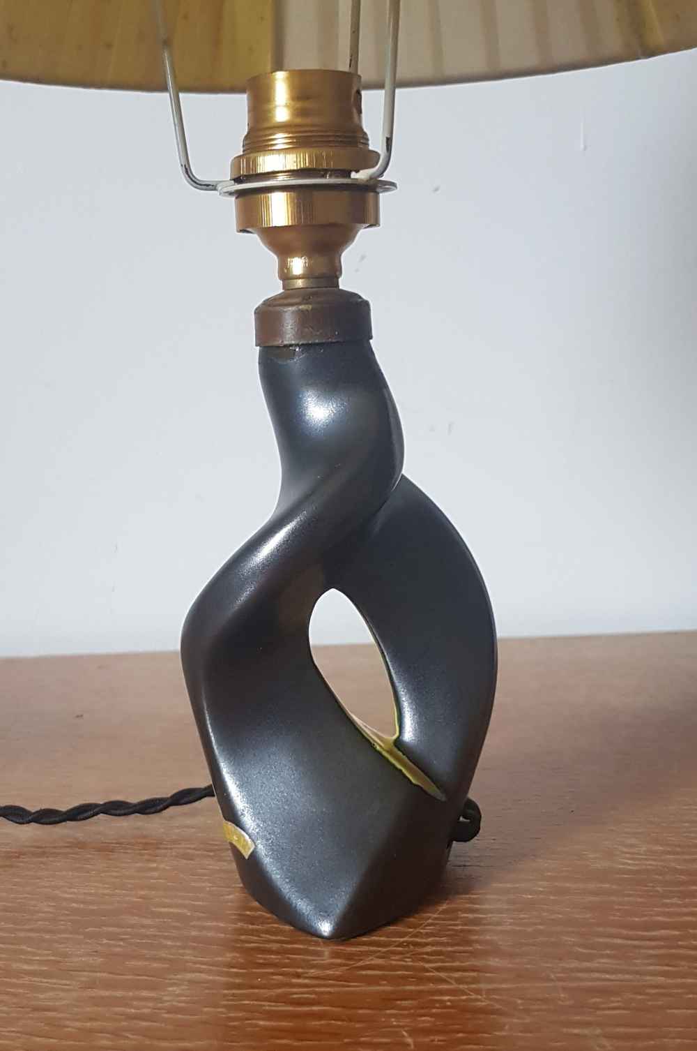 Bordeaux art ceramic lamp